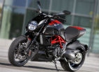  Ducati Diavel Carbon