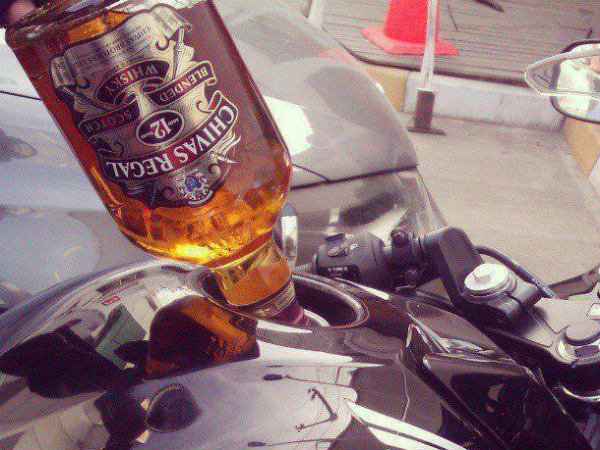 18-1374130230-17600-688745871149517-1998