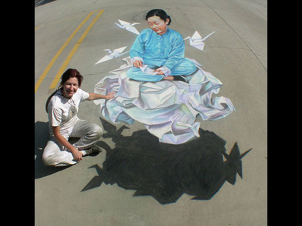 21-1408601690-funny-3d-road-images-12.jp