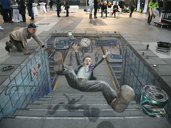 21-1408601901-funny-3d-road-images-39.jp