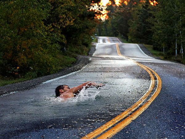 21-1408601910-funny-3d-road-images-40.jp