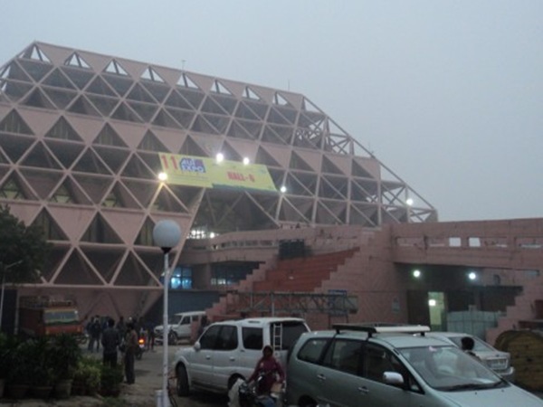 ஏற்பாட்டாளர்கள்