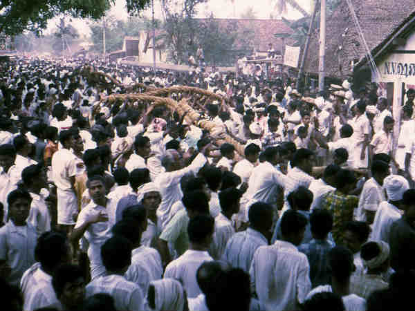 எந்திர உதவி