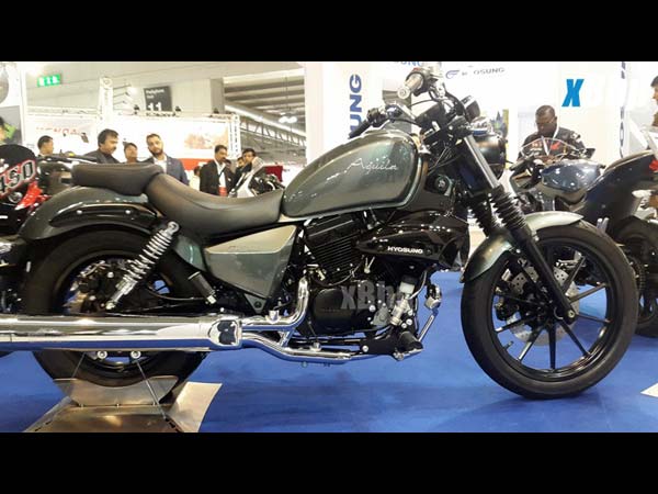 7) ஹயோசங் அக்விலா300;