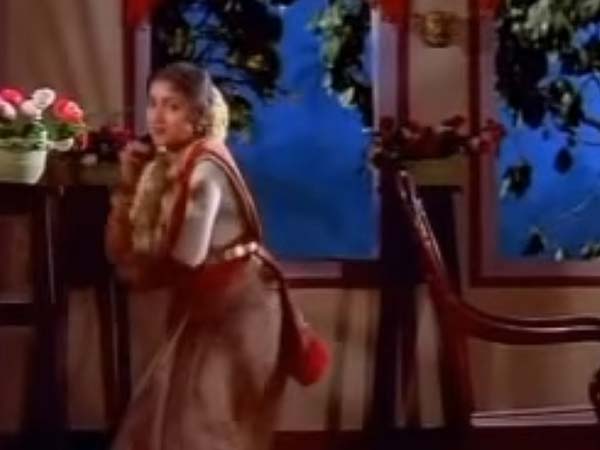 10. ஆகாய வெண்ணிலாவே...