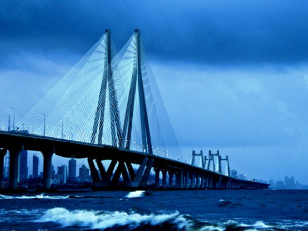 08. மிகப்பெரிய கடல் பாலம்