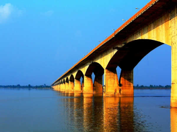 மிக நீளமான ஆற்றுப்பாலம்