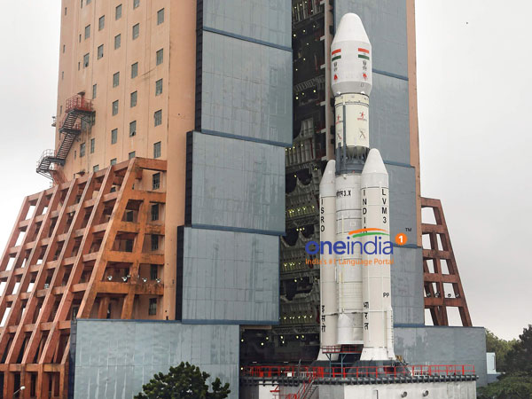 பிஎஸ்எல்வி ராக்கெட்டை கண்டு அலறும் அமெரிக்க ராக்கெட் நிறுவனங்கள்!