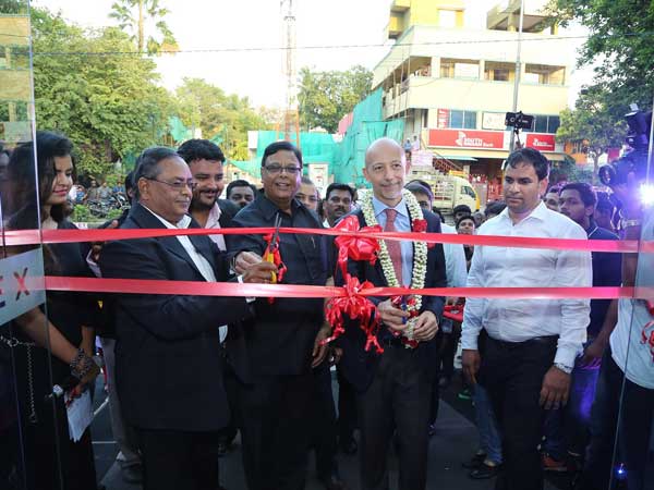 piaggio-motoplex-chennai-first-showroom-third-in-india-opened-recently piaggio-motoplex-chennai-first-showroom-third-in-india-opened-recently