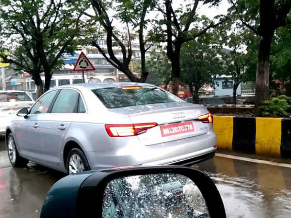 ஆடி ஏ4 கார் ரியர் ஆடி ஏ4 கார் ரியர்