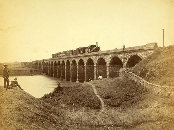 சொந்தமாக ரயில் வைத்திருந்த தமிழரின் வியக்க வைக்கும் கதை... !