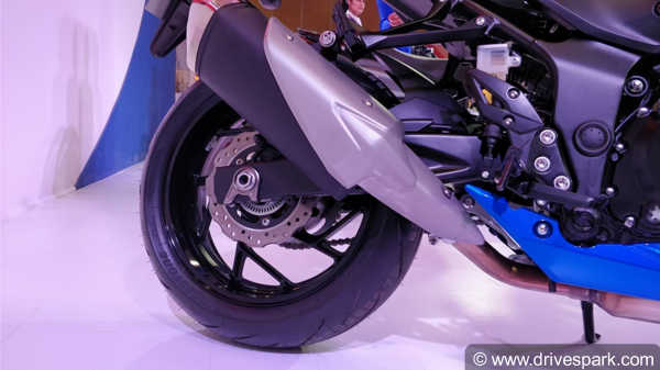 ஆட்டோ எக்ஸ்போவில் காட்சிக்கு வந்த சுஸுகி ஜிஎஸ்எக்ஸ்-எஸ்750