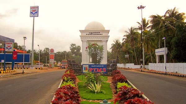 இந்த கோடை விடுமுறைக்கு எங்கு டூர் போகலாம்? இங்கிருக்கிறது உங்களுக்கான டிரிப் பிளான்