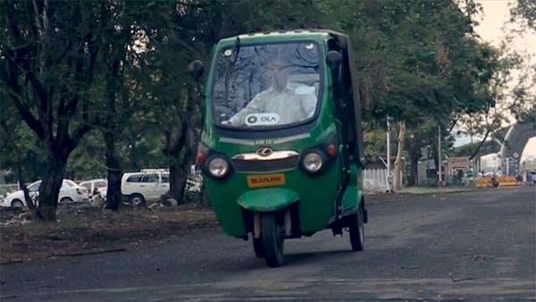 ஓராண்டில் 10,000 எலெக்ட்ரிக் கார்களை சேவைக்கு கொண்டு வர ஓலா திட்டம்