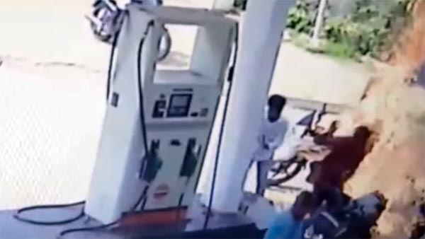 பெட்ரோல் போட தாமதம் ஆனதால் இளைஞரை தீவைத்து கொழுத்திய கொடூரன்..! அதிர்ச்சி வீடியோ