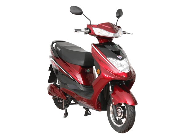 உங்கள் பெட்ரோல் ஸ்கூட்டருக்கு பதிலாக எலெக்ட்ரிக் ஸ்கூட்டருக்கு மாறுங்கள்; டாப் 5 எலெக்டரிக் ஸ்கூட்ட