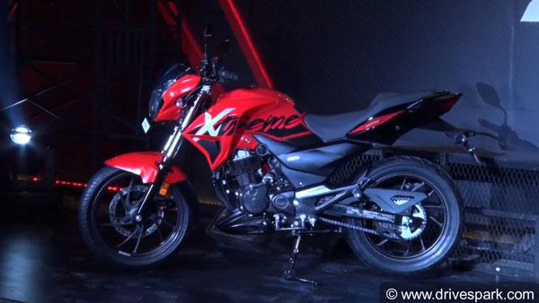 டாலருக்கு நிகரான ரூபாயின் மதிப்பு குறைந்ததால், ஹீரோ பைக்குகள் விலை அதிகரிப்பு