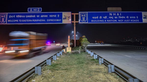 மோடி திறந்து வைத்த 14 வழி சாலை 2 மாதத்தில் சேதம்; அம்பலமாகிறது இமாலய ஊழல்?