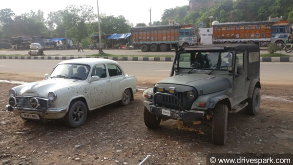 ஈரோடு டூ இமயமலை... அம்பாசடர் காரில் ஓர் சிலிர்க்க வைக்கும் பயண அனுபவம்!!