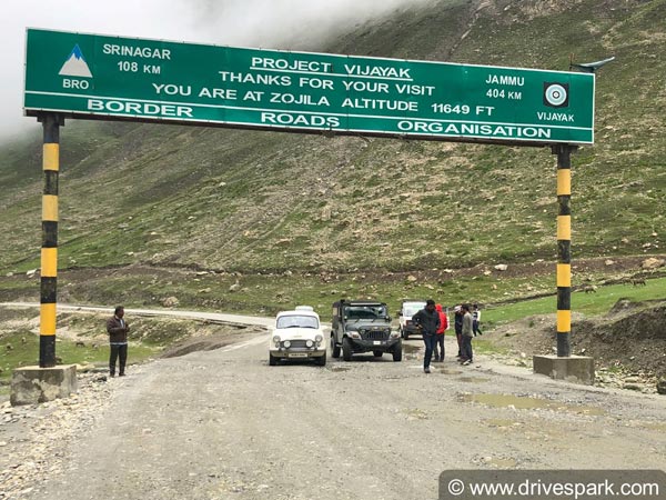 ஈரோடு டூ இமயமலை... அம்பாசடர் காரில் ஓர் சிலிர்க்க வைக்கும் பயண அனுபவம்!!