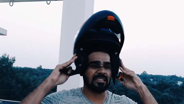 பைக்கை விட இந்த ஹெல்மெட்டின் விலை அதிகம்… அப்படி என்ன தான் இருக்கு அதில்?