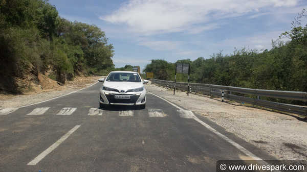 டொயோட்டா யாரீஸ் சிவிடி வேரியன்ட் - டெஸ்ட் டிரைவ் ரிப்போர்ட்…