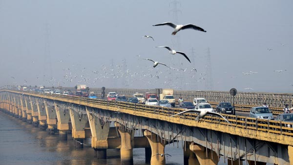 பஸ்களில் டிக்கெட் விலை உயர்விற்கு ஓலா & உபேர் போன்ற நிறுவனங்கள் தான் காரணமா? அதிர்ச்சியூட்டும் தகவல்கள்...