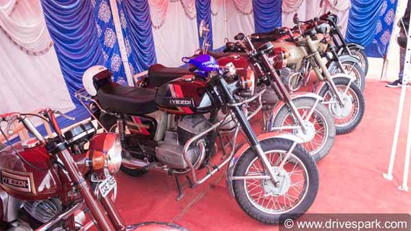 ஜாவாவை தொடர்ந்து யெஸ்டி பைக்குகளை களமிறக்கும் மஹிந்திரா!