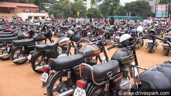 ஜாவாவை தொடர்ந்து யெஸ்டி பைக்குகளை களமிறக்கும் மஹிந்திரா!