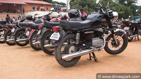ஜாவாவை தொடர்ந்து யெஸ்டி பைக்குகளை களமிறக்கும் மஹிந்திரா!