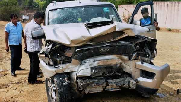 குடிபோதையில் கார் ஓட்டி 2 அப்பாவிகளின் உயிரை பறித்த பெண் வக்கீலுக்கு இது மட்டும்தான் தண்டனை...