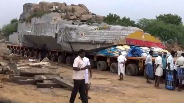 380 டன் ராமர் சிலையை அசால்ட்டாக இழுத்து வரும் வால்வோ புல்லர் டிரக்!