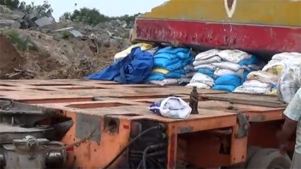 380 டன் ராமர் சிலையை அசால்ட்டாக இழுத்து வரும் வால்வோ புல்லர் டிரக்!