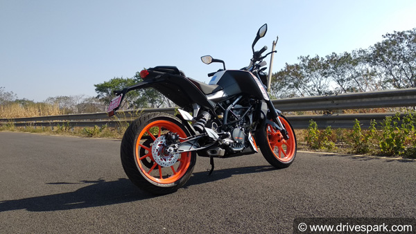 கேடிஎம் 125 ட்யூக் பைக்கின் விற்பனை அதிரடி துவக்கம்!