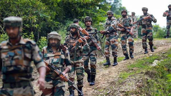தீவிரவாதிகளிடம் இருந்து இந்திய ராணுவ வீரர்களை காக்கும் அதிநவீன கருவி.. 16 வயது சிறுவன் கண்டுபிடிப்பு