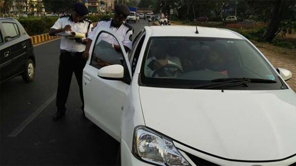 இவர்களை காட்டி கொடுத்தால் பரிசு... போலீசாரின் அதிரடி அறிவிப்புக்கு காரணம் இதுதான்...