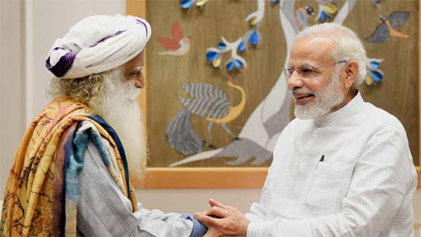 மீண்டும் ஒரு ஆடம்பர பைக்கை வாங்கிய ஜக்கி வாசுதேவ்... விலை எவ்வளவு என தெரிந்தால் கோவப்படுவீர்கள்...