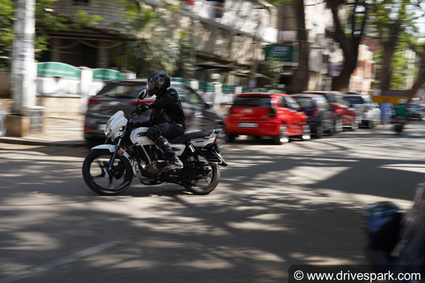 புதிய டிவிஎஸ் ரேடியான் பைக் டெஸ்ட் டிரைவ் ரிப்போர்ட்!