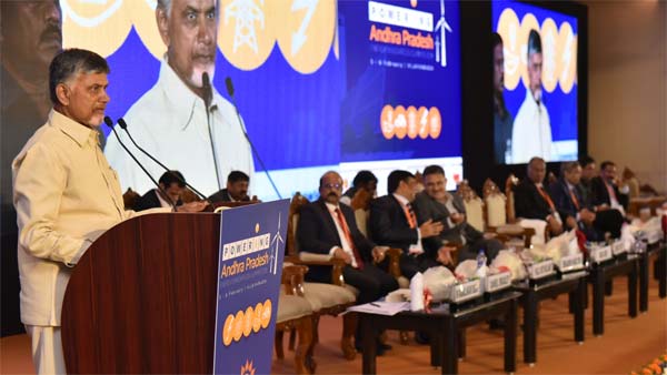 ஒரே அறிவிப்பில் மோடியை காலி செய்த சந்திரபாபு நாயுடு... இந்தியாவில் இதை செய்த முதல் முதல்வர் இவர்தான் ஒரே அறிவிப்பில் மோடியை காலி செய்த சந்திரபாபு நாயுடு... இந்தியாவில் இதை செய்த முதல் முதல்வர் இவர்தான்