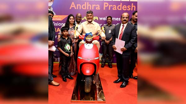ஒரே அறிவிப்பில் மோடியை காலி செய்த சந்திரபாபு நாயுடு... இந்தியாவில் இதை செய்த முதல் முதல்வர் இவர்தான் ஒரே அறிவிப்பில் மோடியை காலி செய்த சந்திரபாபு நாயுடு... இந்தியாவில் இதை செய்த முதல் முதல்வர் இவர்தான்