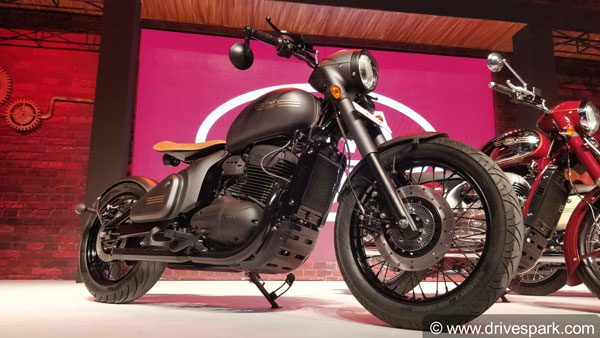 இந்தியாவை பெருமிதப்படுத்திய ஜாவா... டெலிவரி தொடங்கும் முன்பாக பைக்குகள் ஏலம் விடப்படுவது இதற்குதான்