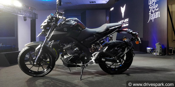 ரூ.1.36 லட்சத்தில் புதிய யமஹா எம்டி-15 பைக் விற்பனைக்கு அறிமுகம்!