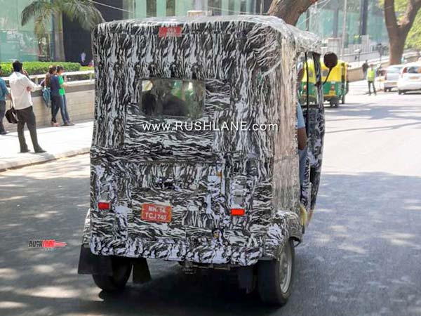 பஜாஜ் எலெக்ட்ரிக் ஆட்டோரிக்ஷா பெங்களூரில் சோதனை ஓட்டம்!