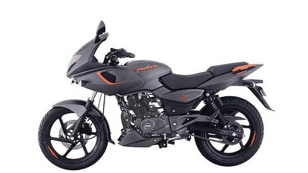 இந்த பல்சர் மாடலில் நீங்கள் எதிர்பார்த்த வசதி அறிமுகம்... விலை எவ்வளவு உயர்ந்துள்ளது என தெரியுமா?