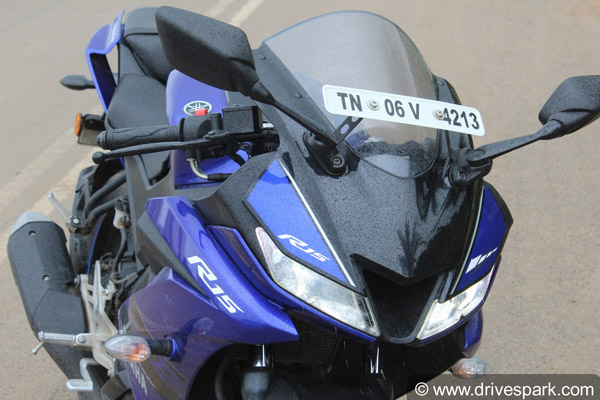ஆர்15 வி3 மாடலை கூடுதல் கவர்ச்சியாக உருவாக்கிய யமஹா: புகைப்படங்கள் உள்ளே!