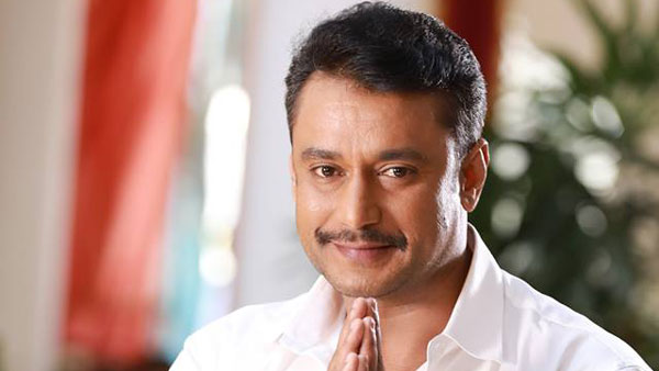 பல கோடி மதிப்புள்ள வெளிநாட்டு காரை வாங்கிய பிரபல நடிகர்... யார் என்று தெரிந்தால் கோவப்படுவீர்கள்...