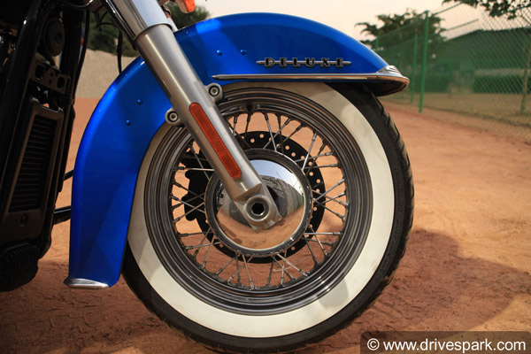 ஹார்லி டேவிட்சன் சாஃப்ட்டெயில் டீலக்ஸ்: ஃபர்ஸ்ட் டிரைவ் ரிப்போர்ட்!