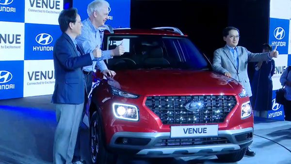 யாரும் எதிர்பாராத மலிவு விலையில் களமிறங்கிய இந்தியாவின் முதல் ஸ்மார்ட் கனெக்ட் கார்: முழுமையான தகவல்!
