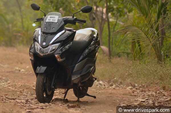 விதியை மீறி ஸ்கூட்டரை மாடிஃபிகேஷன் செய்த எம்எல்ஏ... வைரல் வீடியோ...!