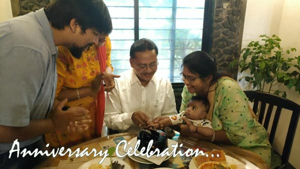திருமண தின கொண்டாட்டத்தை மறக்க முடியாத நாளாக மாற்ற மகன் செய்த சிறப்பான சம்பவத்தை பாருங்கள்: வீடியோ...!